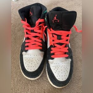 Mens Shoes - Nike Air Jordan 1 Mid SE South Beach